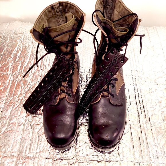 Vintage Vietnam-era Jungle Boots -- Size 10.5 - Picture 2 of 9